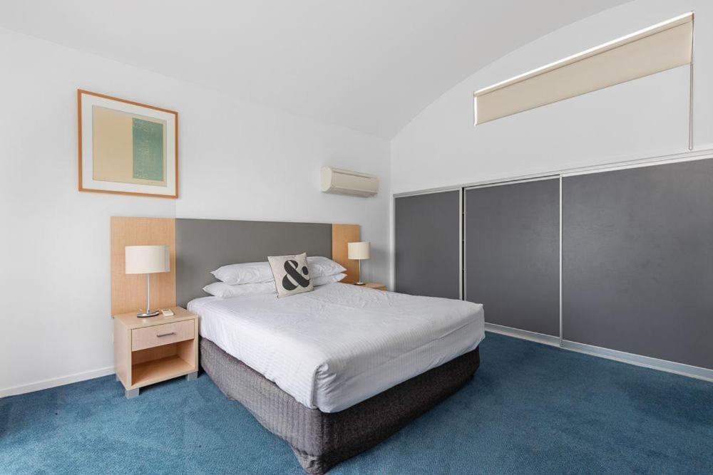 Aparthotel Corrigans Cove 4*