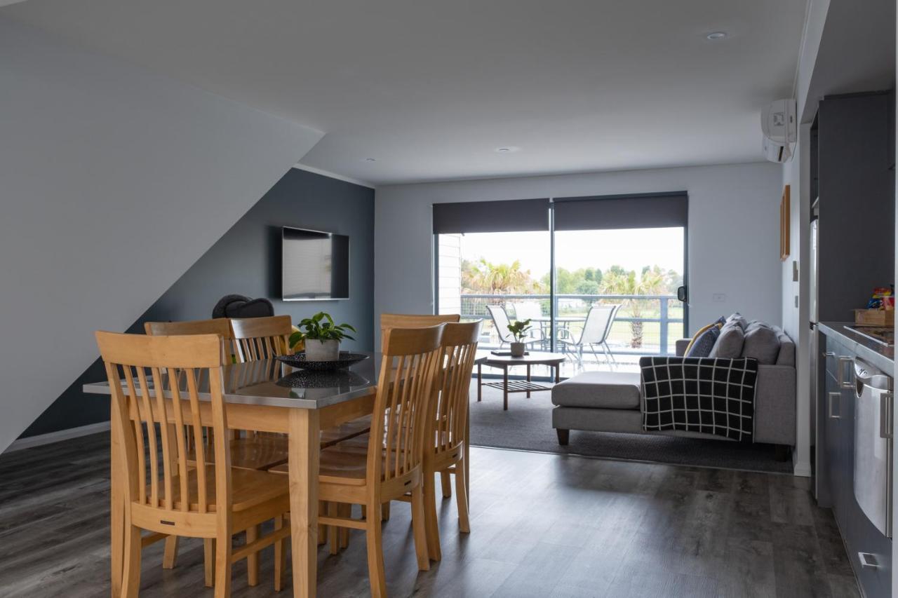 Corrigans Cove Aparthotel 4*